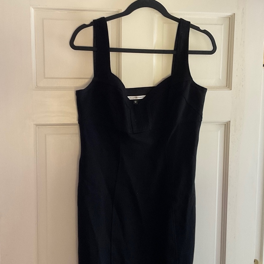 Diane Von Furstenberg black dress size 12 sleeveless